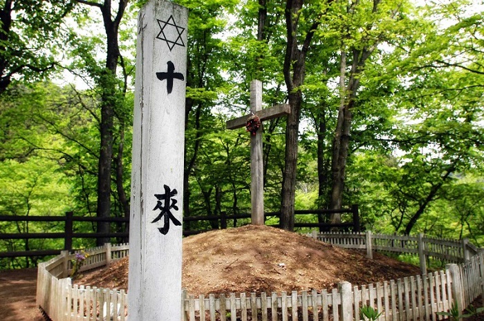 Предполагаемая могила Иисуса Христа в Японии. | Фото: svidominewss.com.