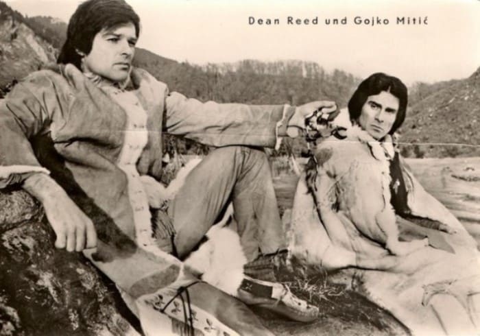 Дин Рид и Гойко Митич – главные герои *красного вестерна* | Фото: dzerghinsk.org
