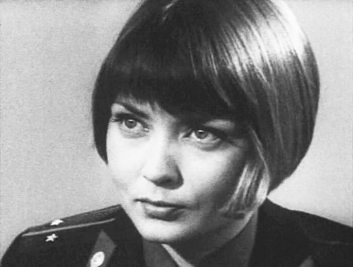 Жанна Болотова в фильме *24-25 не возвращается*, 1968 | Фото: kino-teatr.ru