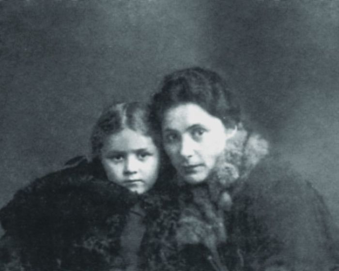 Саломея Андроникова с дочерью Ириной. / Фото: www.livejournal.com