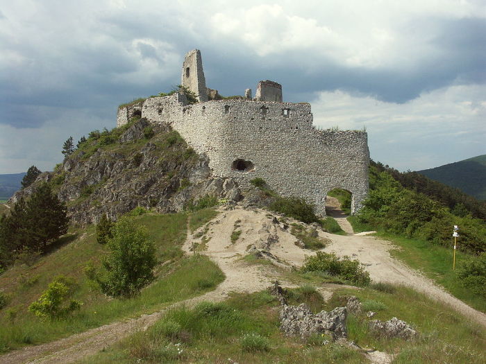 Замок в Чахтице.