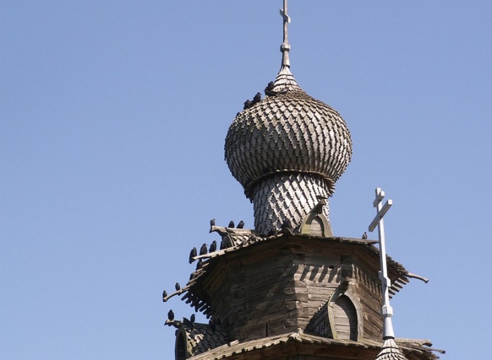 Один из куполов Суздальского храма.