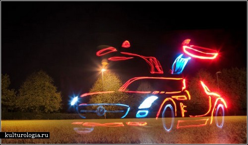 «Light Graffiti Cars Project»: автомобили, нарисованные светом