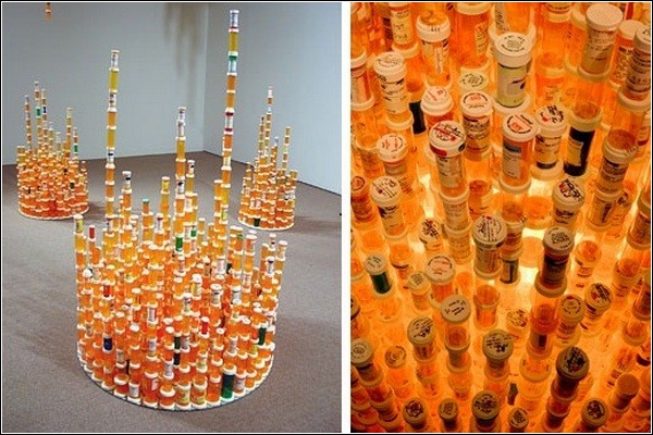 «Chemical Balance»: инсталляция-светильник от Jean Shin