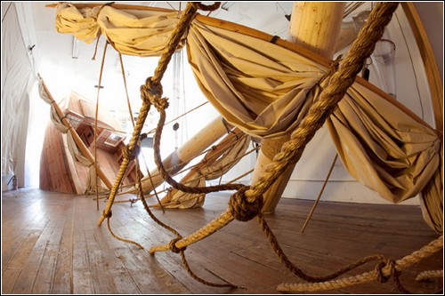 «Морская нимфа»: инсталляция-кораблекрушение Джоша Бекмена