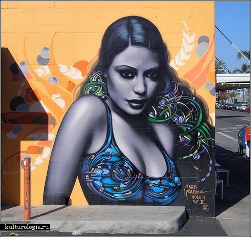 Уличные богини от мастеров граффити The Mac и Retna