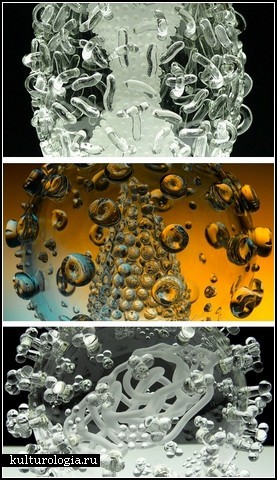 Glass microbiology. Стеклянные скульптуры-вирусы