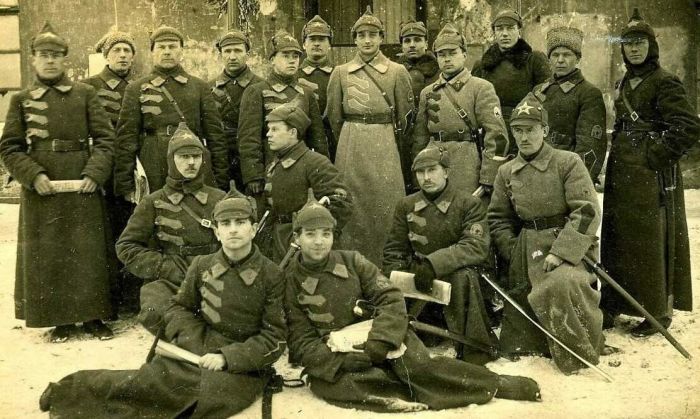 В 1940 году в Красной Армии отменили буденовки.