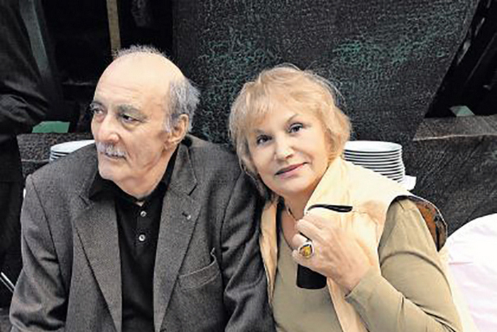 Георгий Данелия с женой Галиной Юрковой.