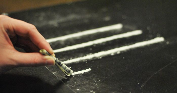 D 1980-х 80 % всего кокаина в Соединенных Штатах поставлялись Пабло Эскобаром.