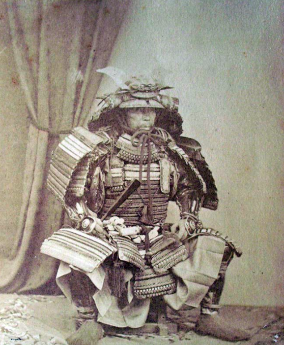Японский воин в полной амуниции. 