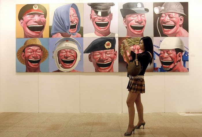Юэ Миньцзюнm - один из самых дорогих современных художников.