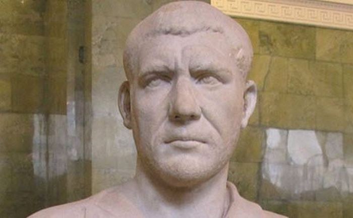 Филипп Араб - первый христианский император.