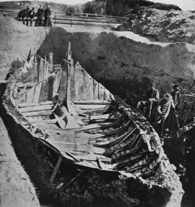 Раскопки корабля викингов, курган Гокстад, 1880.