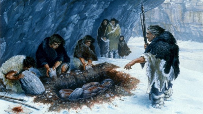 У неандертальцев существовали похоронные обряды.