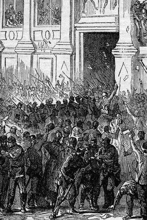 Революционные подразделения Национальной гвардии ненадолго захватили Отель де Виль 31 октября 1870 года, но в итоге восстание не удалось.