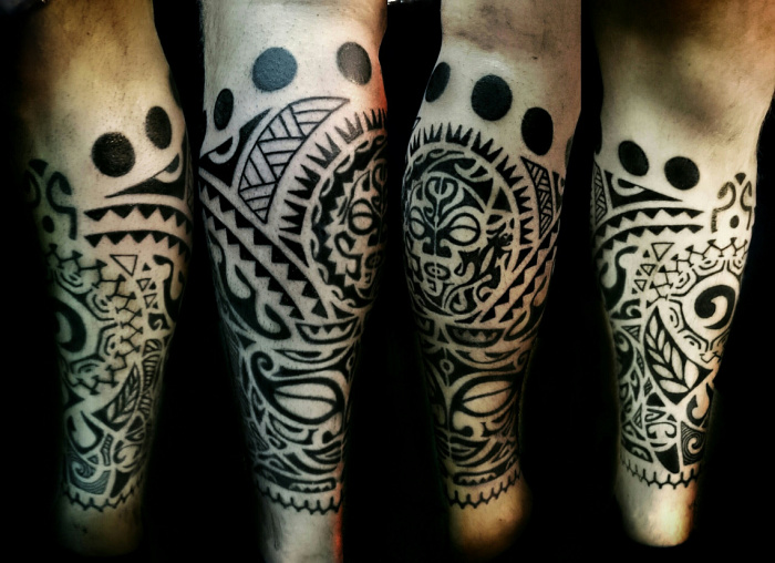 Полинезийские татуировки на ногу.