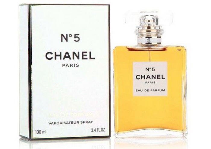 Упаковка Chanel №5 не меняется уже почти 100 лет. Фото: lostlegends.ru