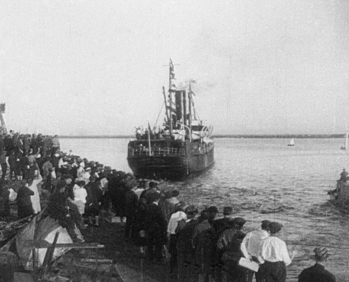 Пароход «Челюскин» отбывает из архангельского порта, 1933 год | Фото: ria.ru