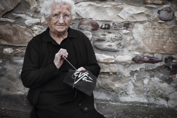 Зия Розария - жительница Чивитакампомарано. Ей 91 год, и она тоже поддерживает фестиваль.