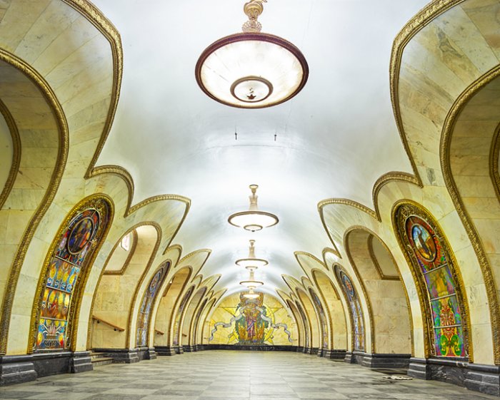 Станция метро Новослободская, Москва