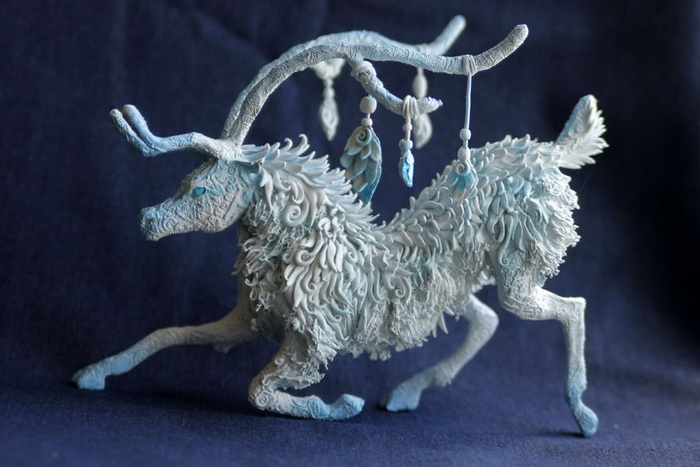 Фигурки животных из полимерной глины в стиле фэнтези