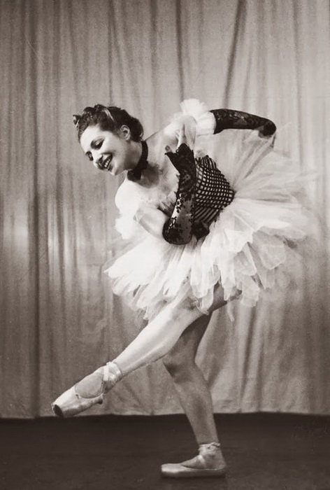 Франциска Манн в балетной пачке. 1939 год. Фото: revistaelbosco.blogspot.com