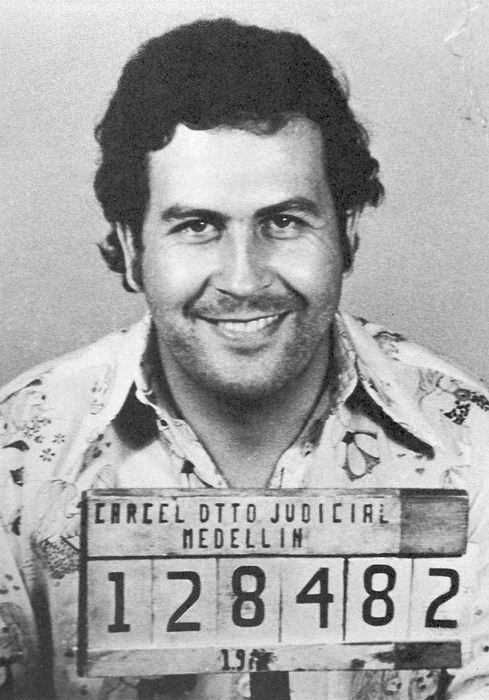 Пабло Эскобар - наркобарон и убийца.