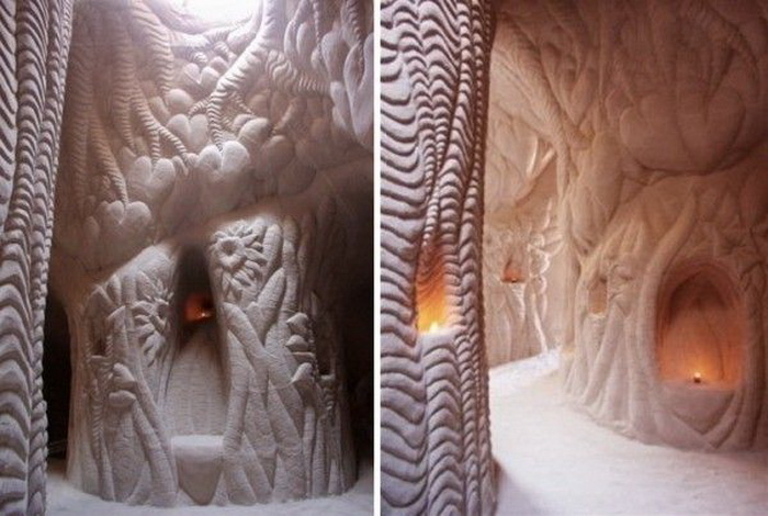 Скульптуры на стенах рукотворных пещер