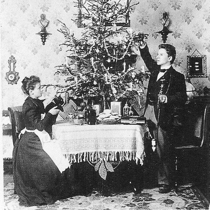 1900 год. Первая новогодняя фотография Анны и Рихарда Вагнер