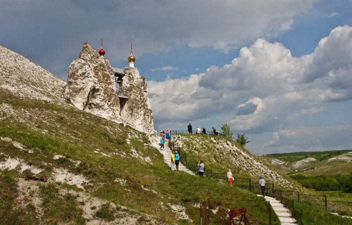 Свято-Спасский монастырь в Воронежской области (Россия)