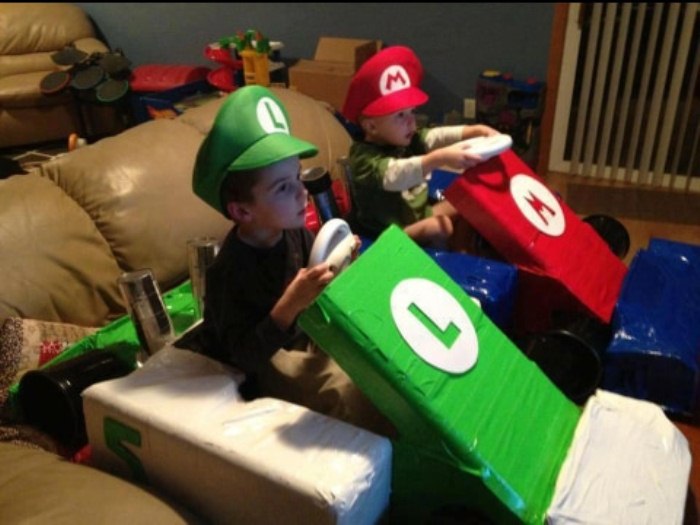 Машинки Марио для сыновей.
