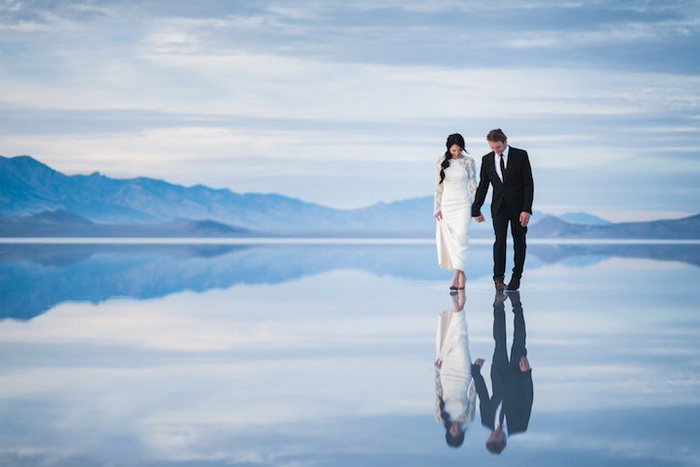 Фантастическая свадебная фотосессия на соляном озере Бонневилль Солт Флэтс (штат Юта, США)