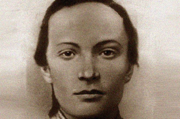 Розалия Землячка - российская революционерка, приговорившая к смертной казни десятки тысяч крымчан