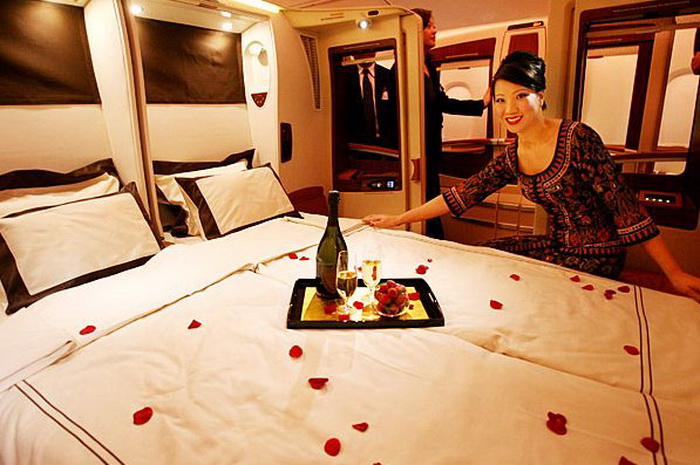 Двуспальная кровать на борту авиалайнера А380