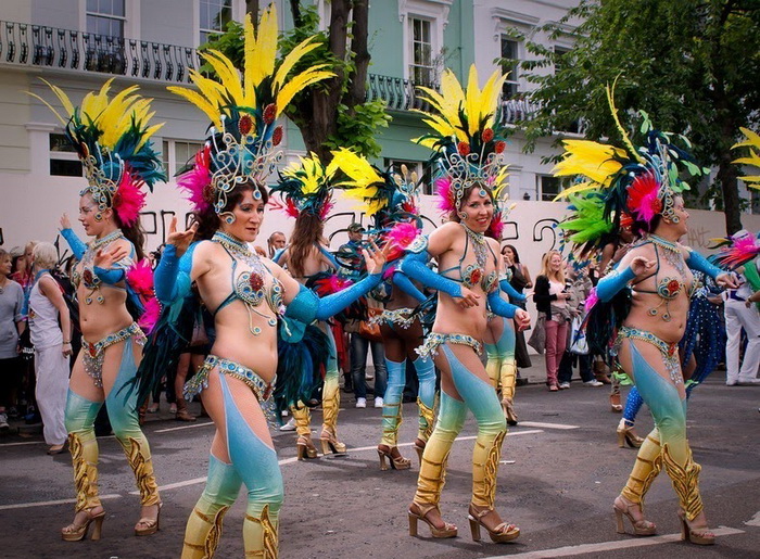 Ноттинг-Хилл - один из крупнейших уличных карнавалов в мире