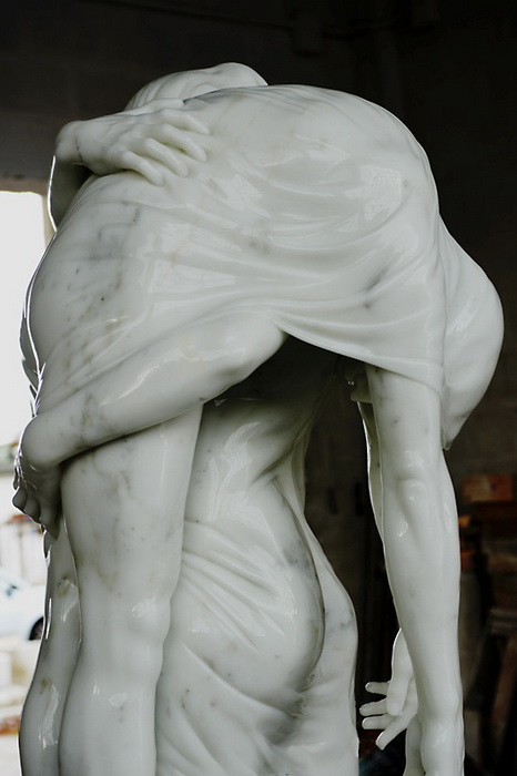 Балерина и мальчик: мраморная скульптура Кевина Френсиса Грея (Kevin Francis Gray)
