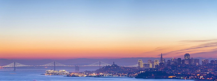 Golden Gate Bridge с выключенной иллюминацией