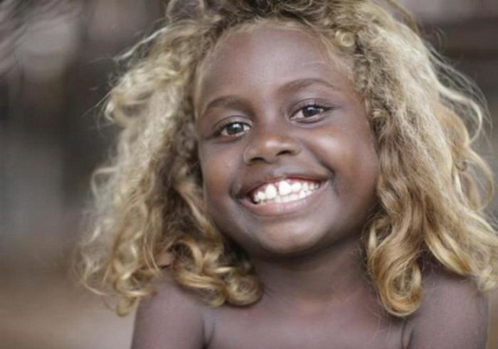 Темнокожие блондины - необычные жители Меланезии.