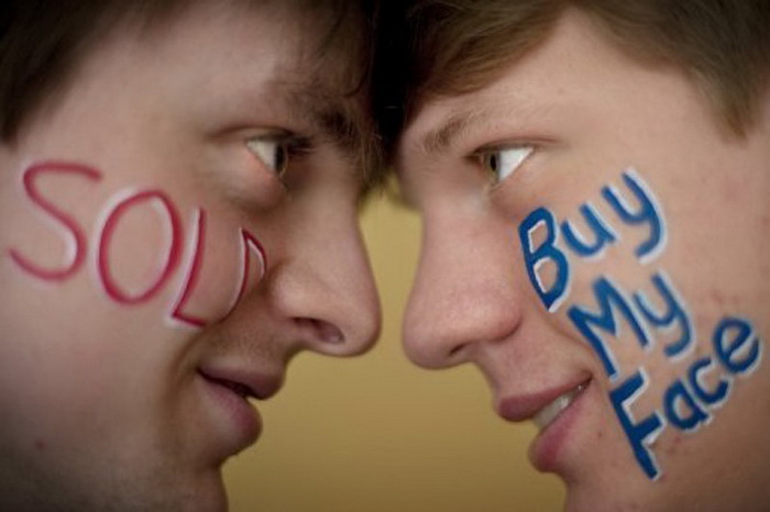 Buy My Face: рекламная кампания на лице