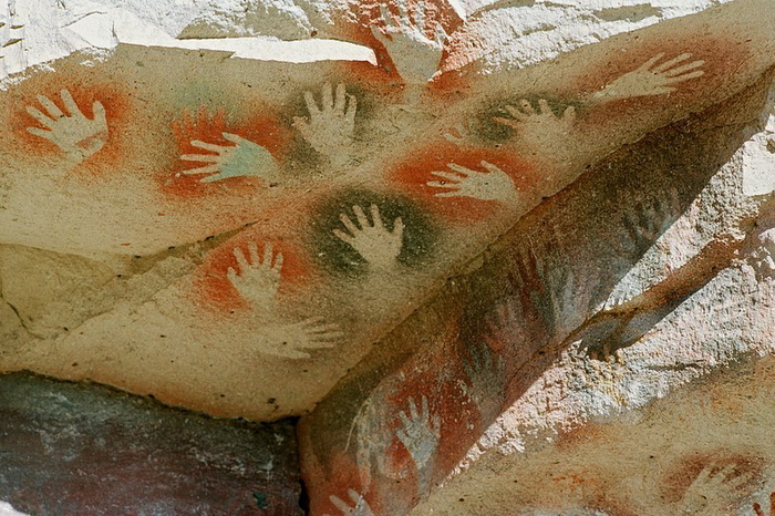 Пещера рук в Патагонии