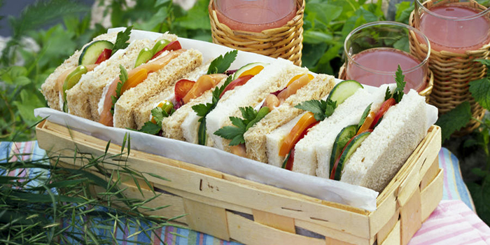 Сэндвичи для пикника.