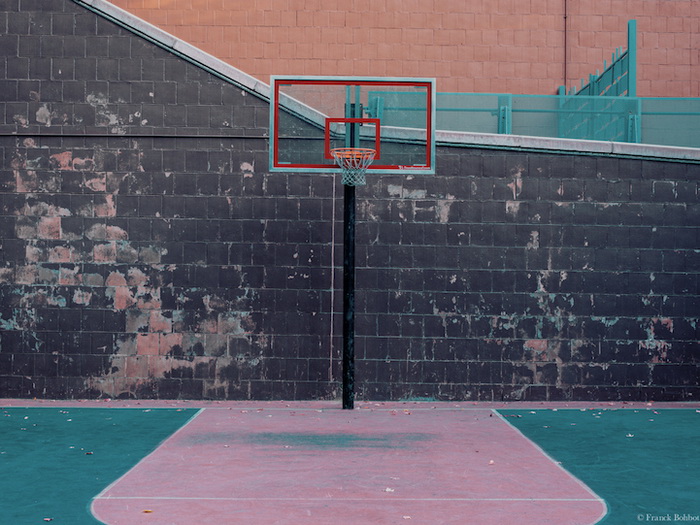 Баскетбольные кольца на улицах Нью-Йорка
