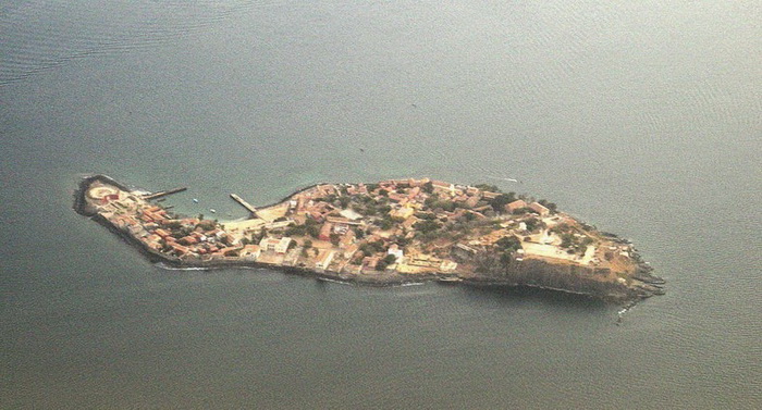 Площадь острова Горе всего 0,182 км кв.