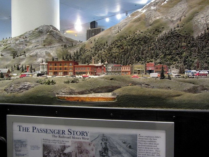 Железнодорожная экспозиция в чикагском музее