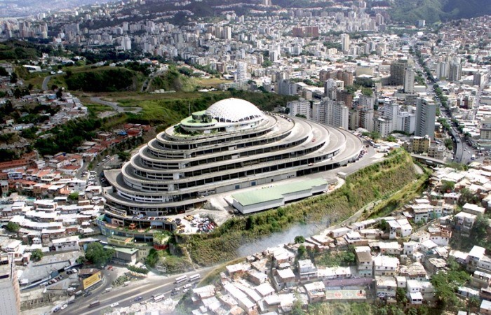 El Helicoide - самый амбициозный архитектурный проект Каракаса (Венесуэла).