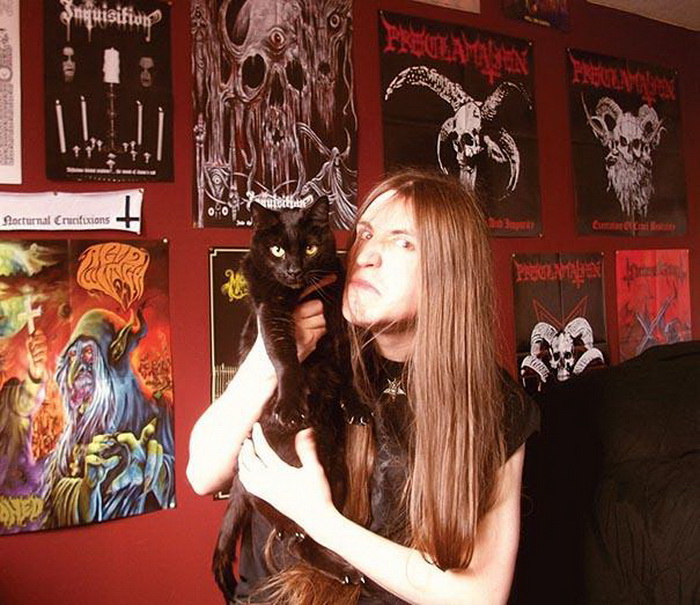 Metal Cats: фотопроект о рок-музыкантах и их котах
