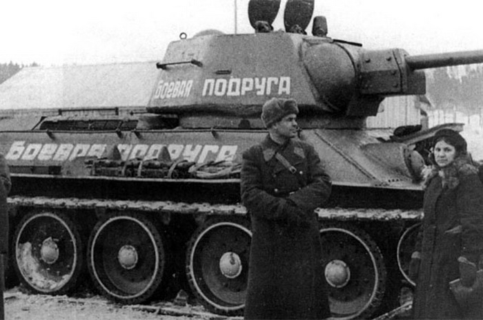 Один из танков, названных в честь Марии Октябрьской