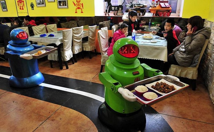 Ресторан роботов в Харбине (Китай)