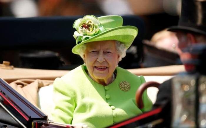 Королева Елизавета приняла участие в торжественной процессии.